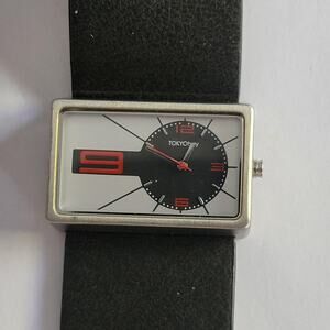 TOKYObay Womens Watch White Dial Silver Case Black Leather Strap Quartz